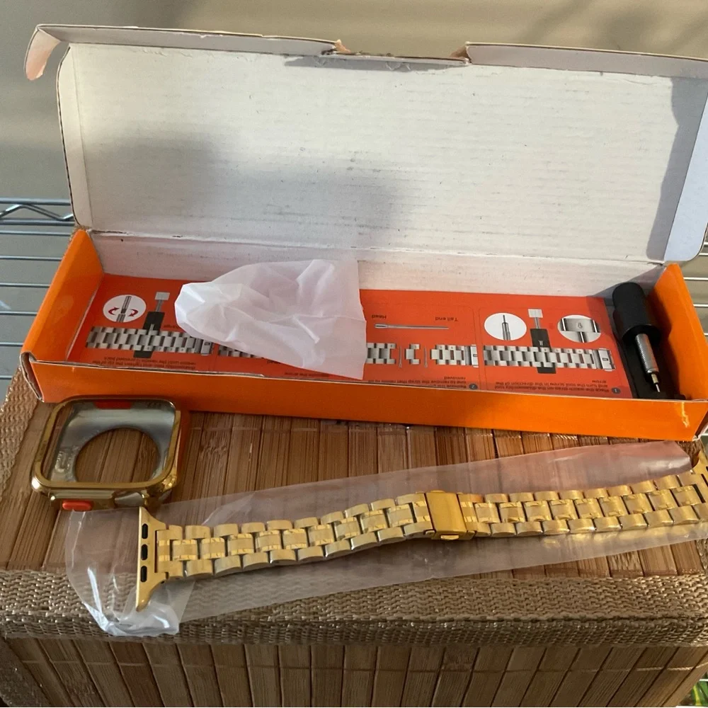Gold Metal Watch Band with Case